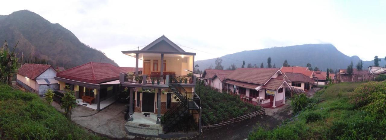 Homestay Anggun ברומו מראה חיצוני תמונה