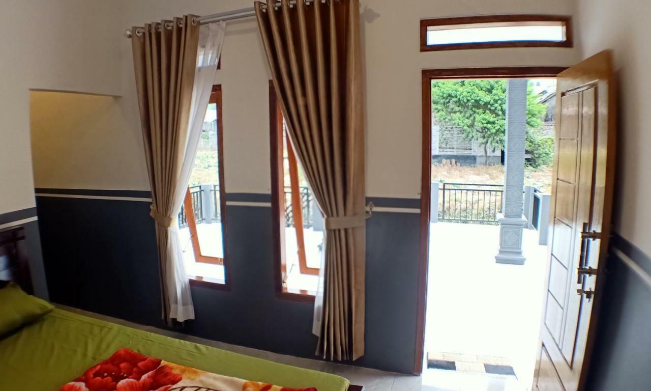 Homestay Anggun ברומו מראה חיצוני תמונה