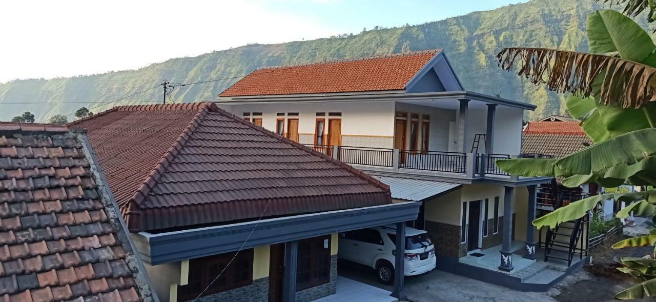 Homestay Anggun ברומו מראה חיצוני תמונה